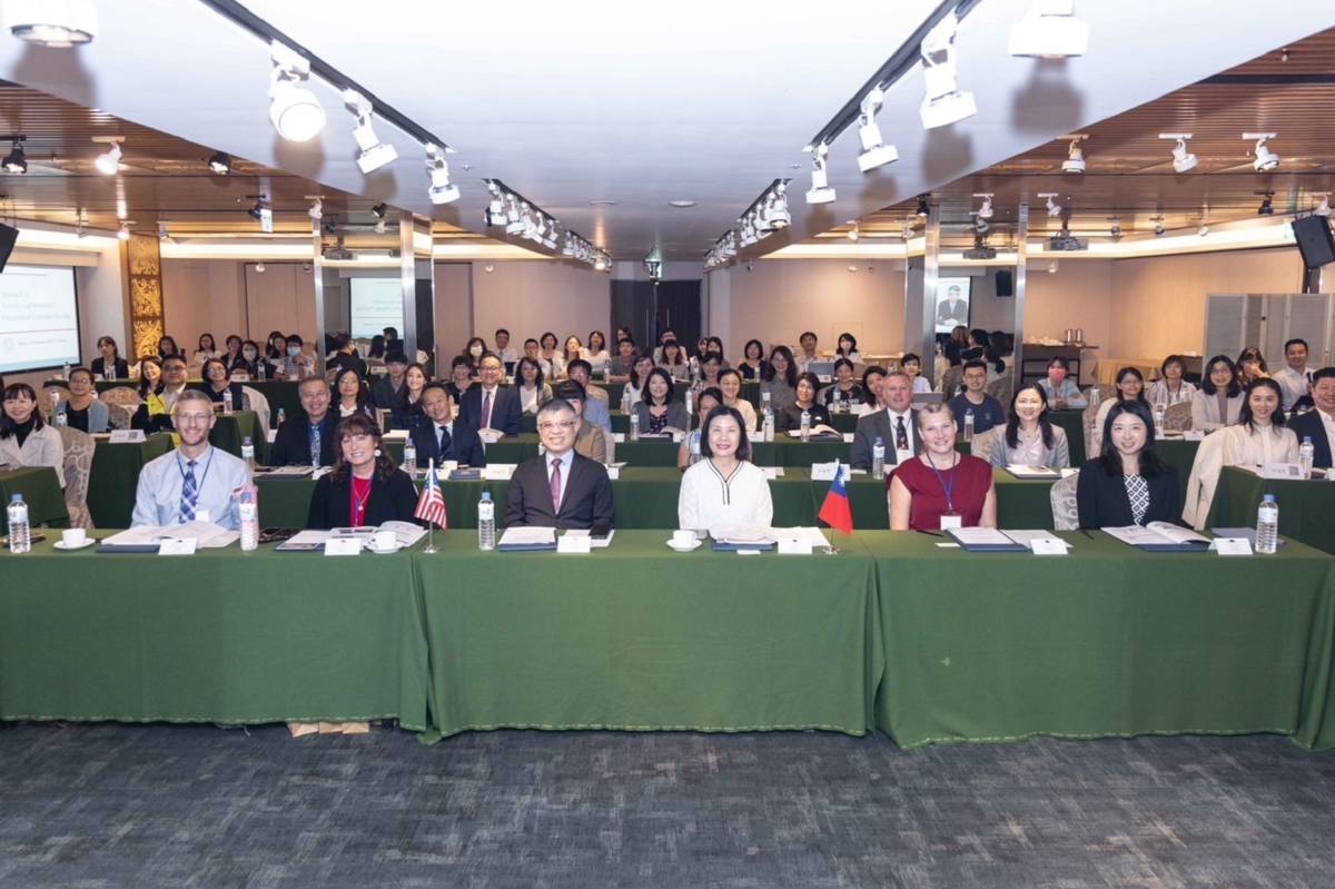 臺美中小學教育交流會合照