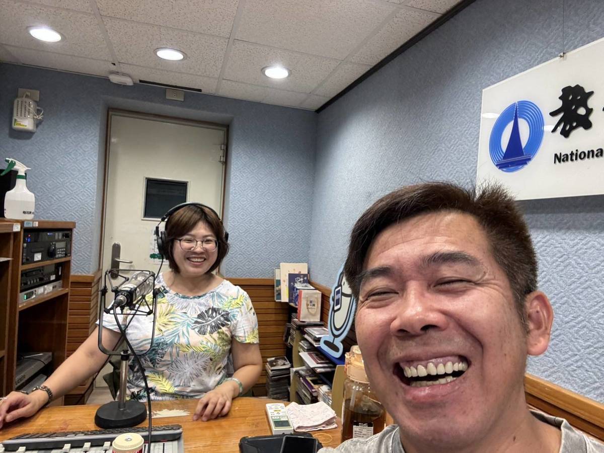 富北國中校長胡智翔合影