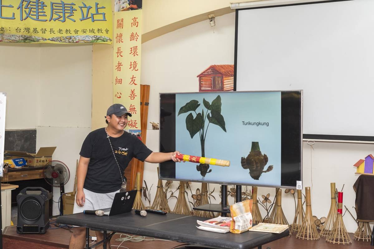 被部落所使用的人團隊開設「野菜小學堂」，帶領部落族人認識野菜
