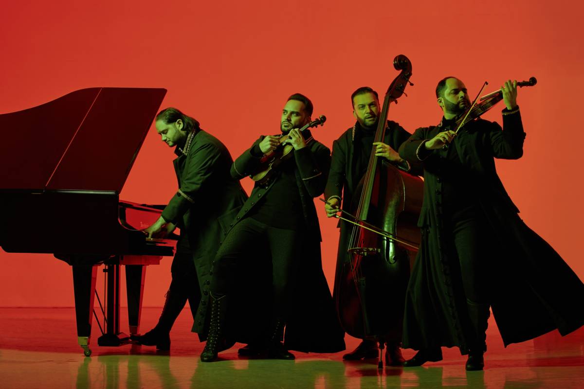 雅諾史卡合奏團 Janoska Ensemble  c Andreas Bitesnich