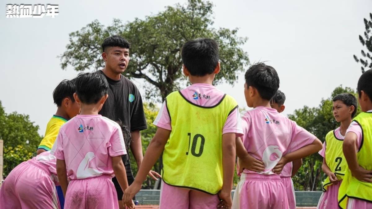 2023全國學童盃足球錦標賽落幕，豐里國小足球隊於學校男子五年級組勇奪冠軍。(熱血少年提供)