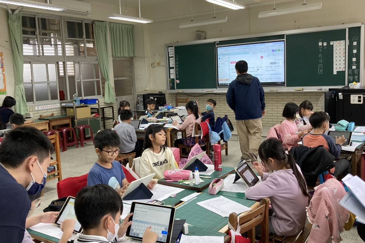 歸仁國小將國語閱讀文本課程結合因材網任務