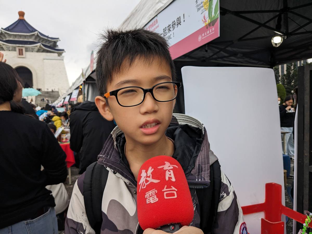 陳同學覺得麥寶電波錄音很有趣