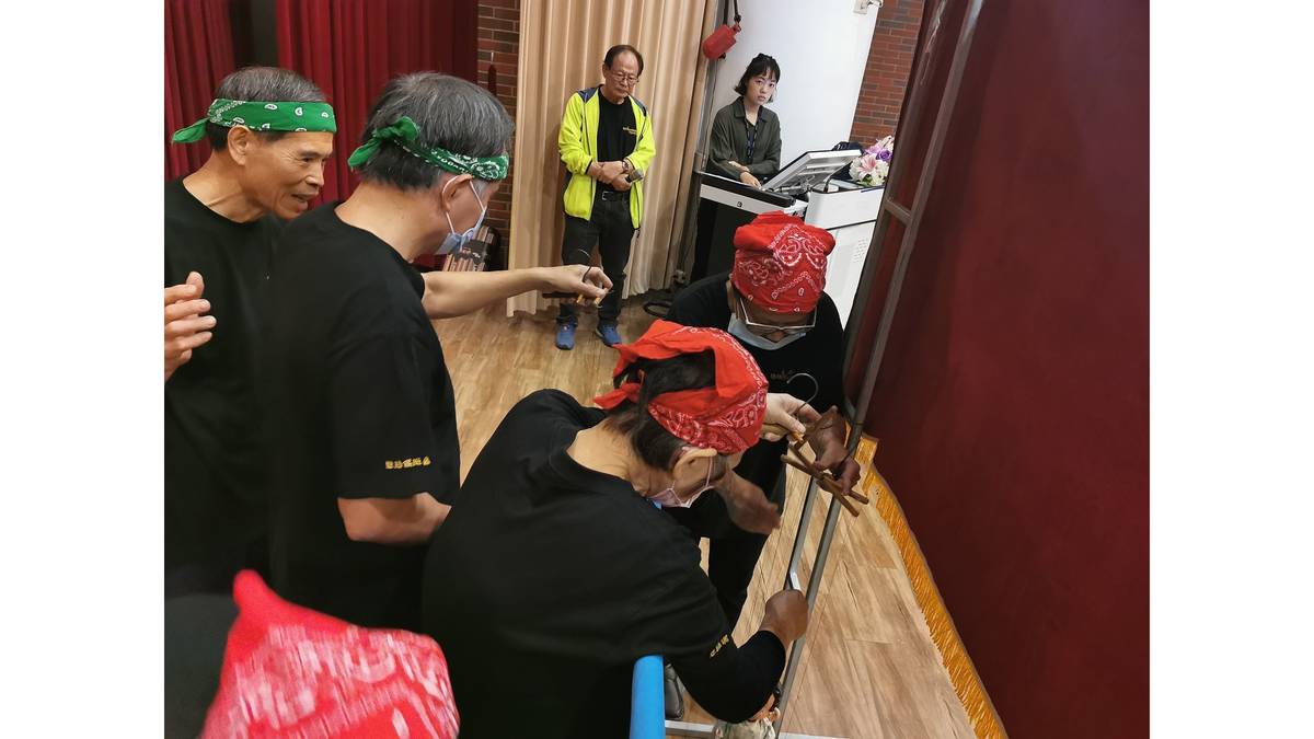 六腳鄉｢笑瞇瞇懸絲偶劇團」無獨有偶 -  廟口風情