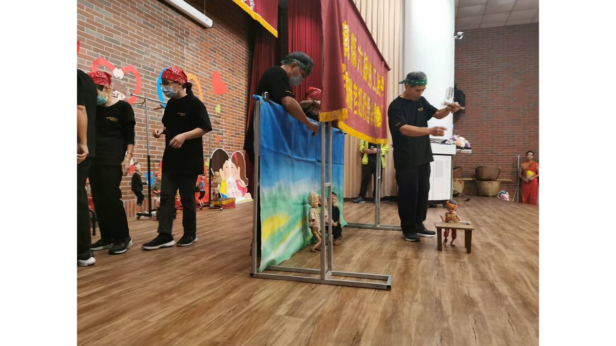 六腳鄉｢笑瞇瞇懸絲偶劇團」無獨有偶 -  廟口風情
