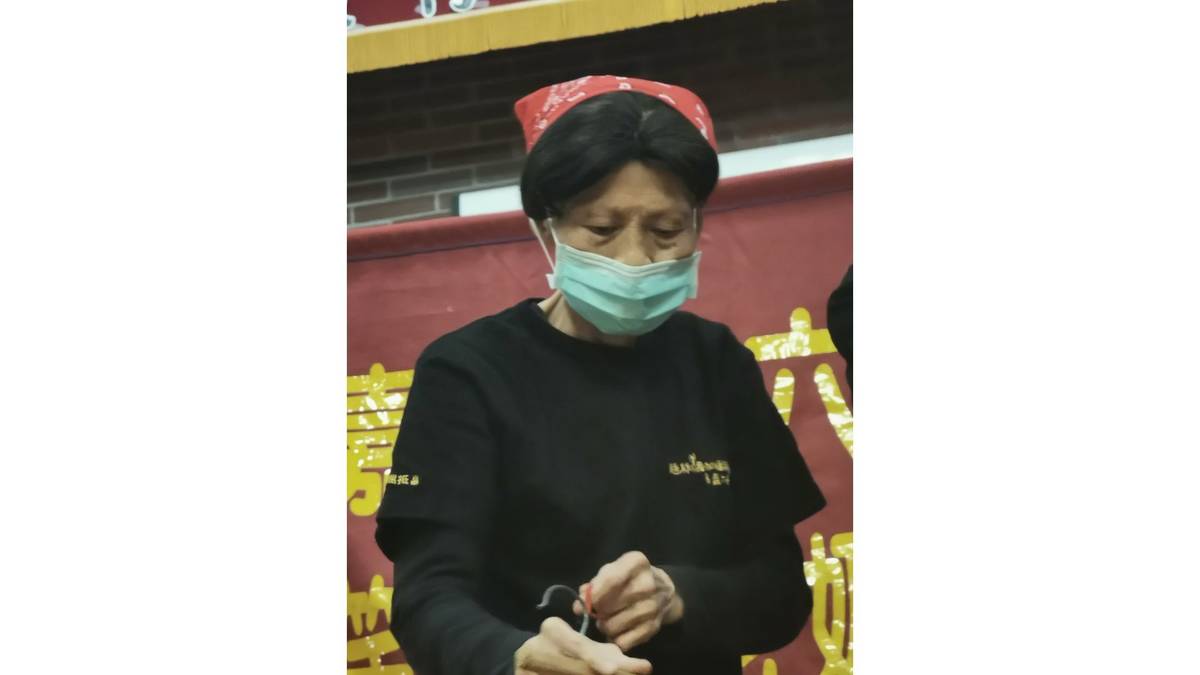 六腳鄉｢笑瞇瞇懸絲偶劇團」無獨有偶 -  廟口風情。