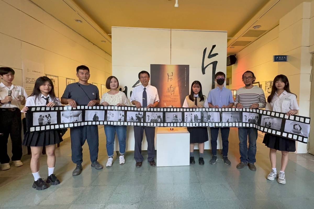 員林高中美術班進行一週班級學生作品展(圖片來源：員林高中提供)