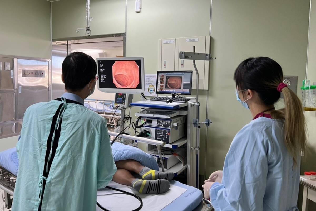 臺東縣衛生局補助衛福部臺東醫院成功分院購置新型大腸內視鏡檢查儀器。