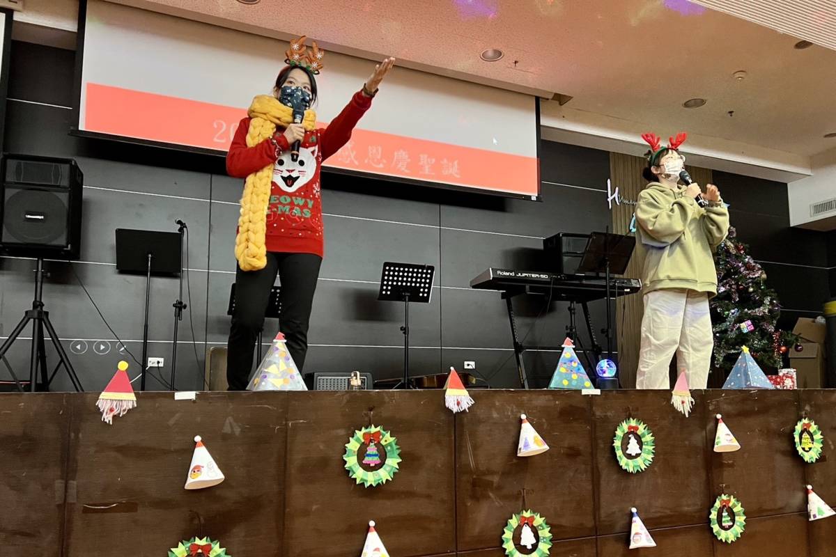 八里療養院表示，透過參與聖誕舞會，讓病友感受到節慶氣氛
