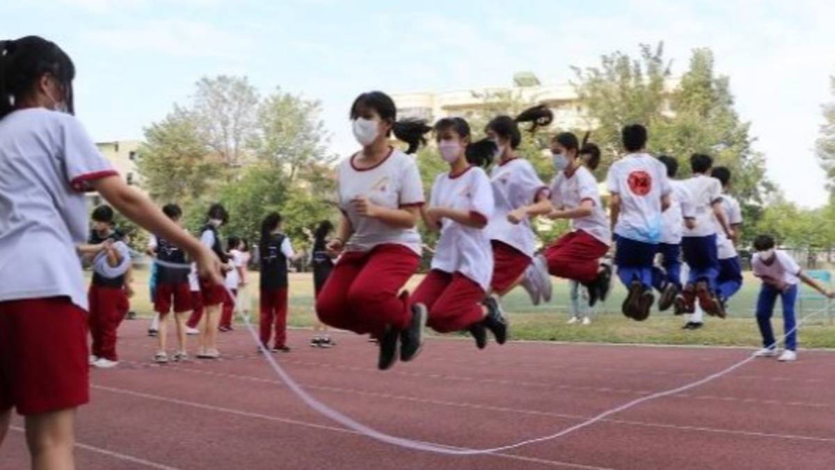 111學年度健康體位特優學校-高雄市立小港國民中學-班際競賽