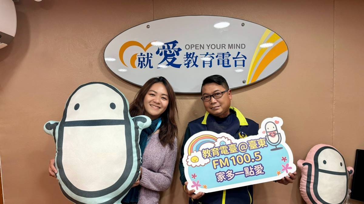 楓哥(左)及靜賢專員分享勇敢面對生命的過程