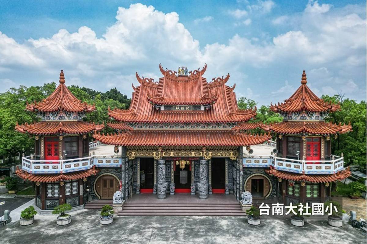 大社里有3間玄天上帝廟，其中東勢北極殿規模最大
