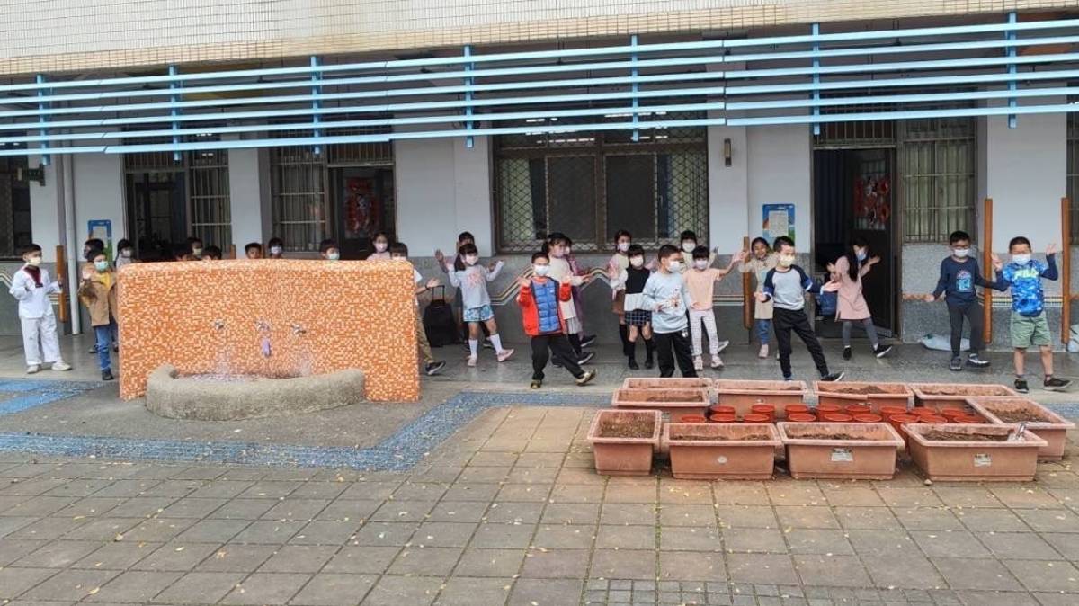111學年度菸檳危害防治教育介入輔導計畫－網紅就是你」短片競賽 佳作- 臺北市文山區景美國民小學-學生健康操 