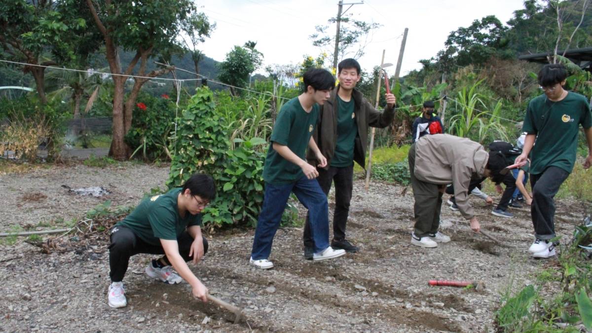 到嘉蘭部落體驗原住民文化