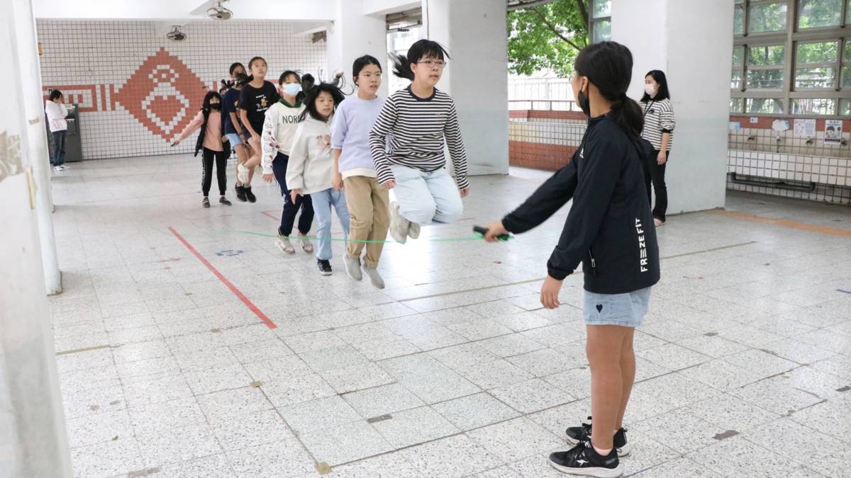 111學年度健康體位績優學校-優等-新北市汐止區長安國民小學-班級運動