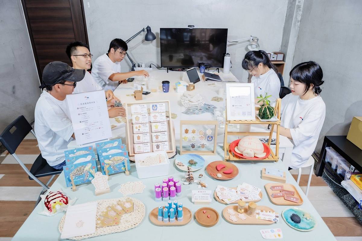 嶼感行為團隊發揮不同專業領域跨域整合投入行動計畫 (教育部提供)