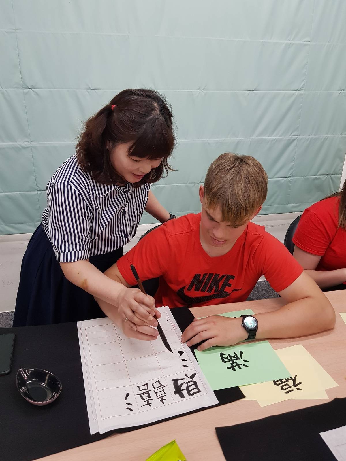 國際交流指導書法課程
