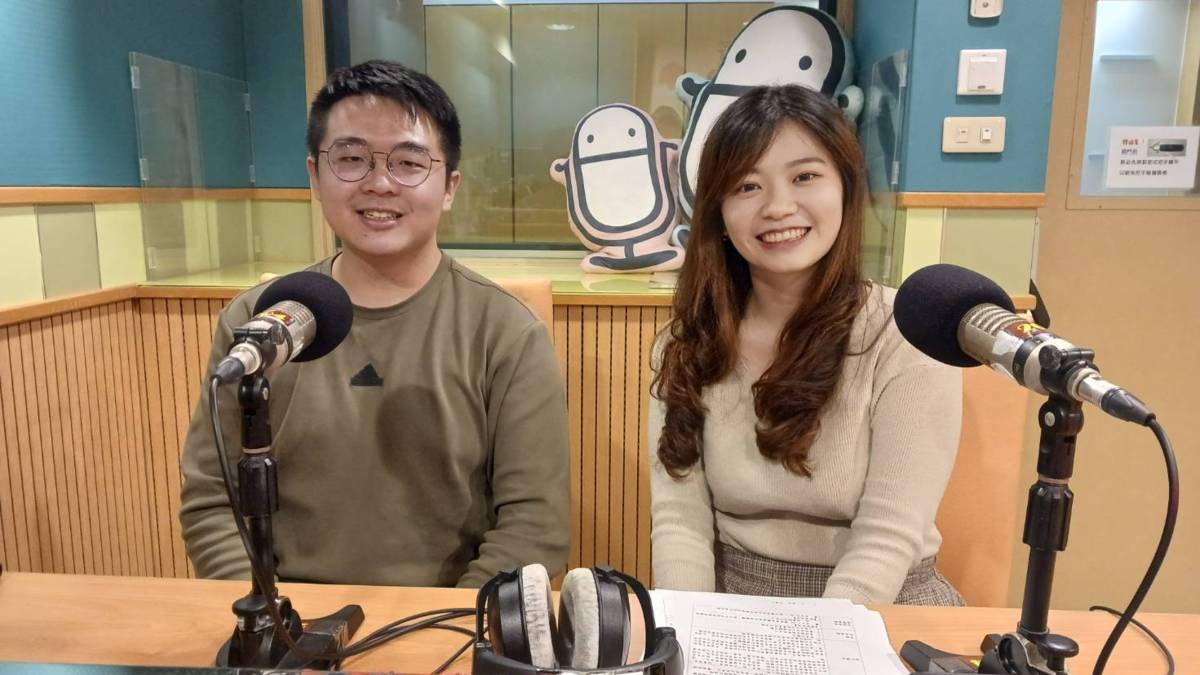 羅偉銘  張宸瑀兩位音樂老師