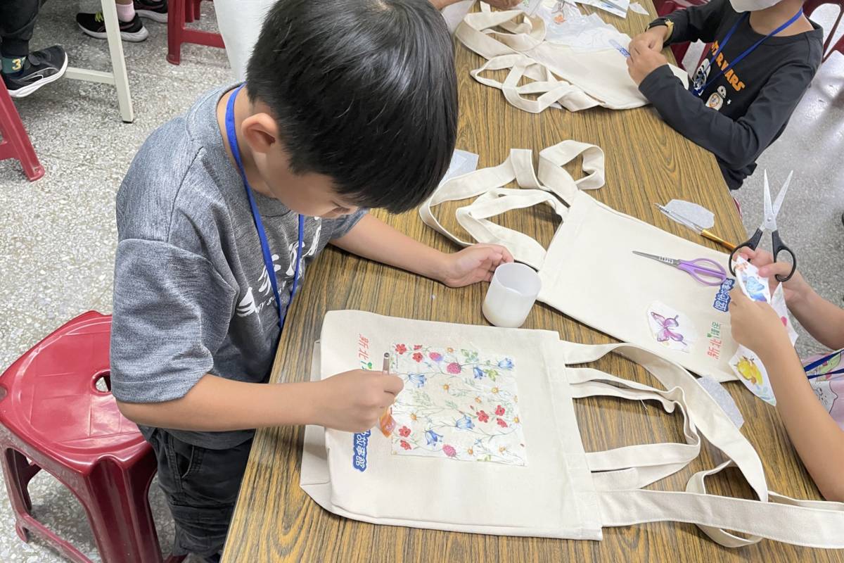 濕地故事館活動小朋友DIY手作趣