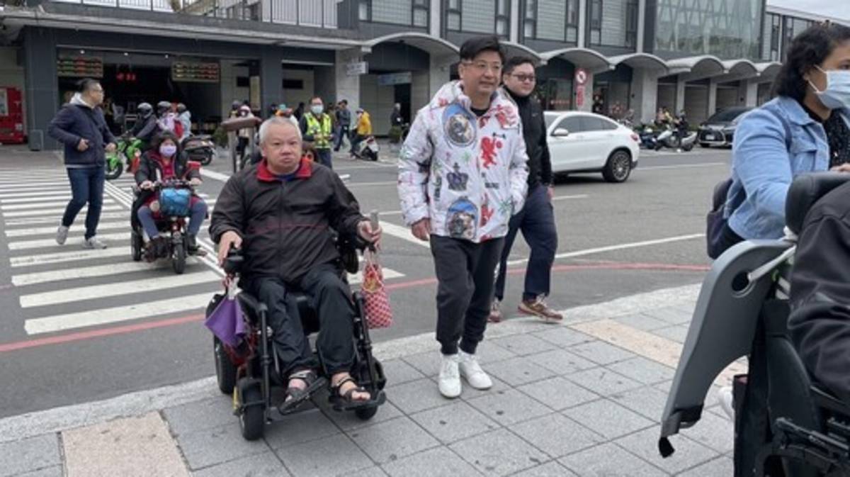 體驗市區無障礙設施建置了解民眾需求