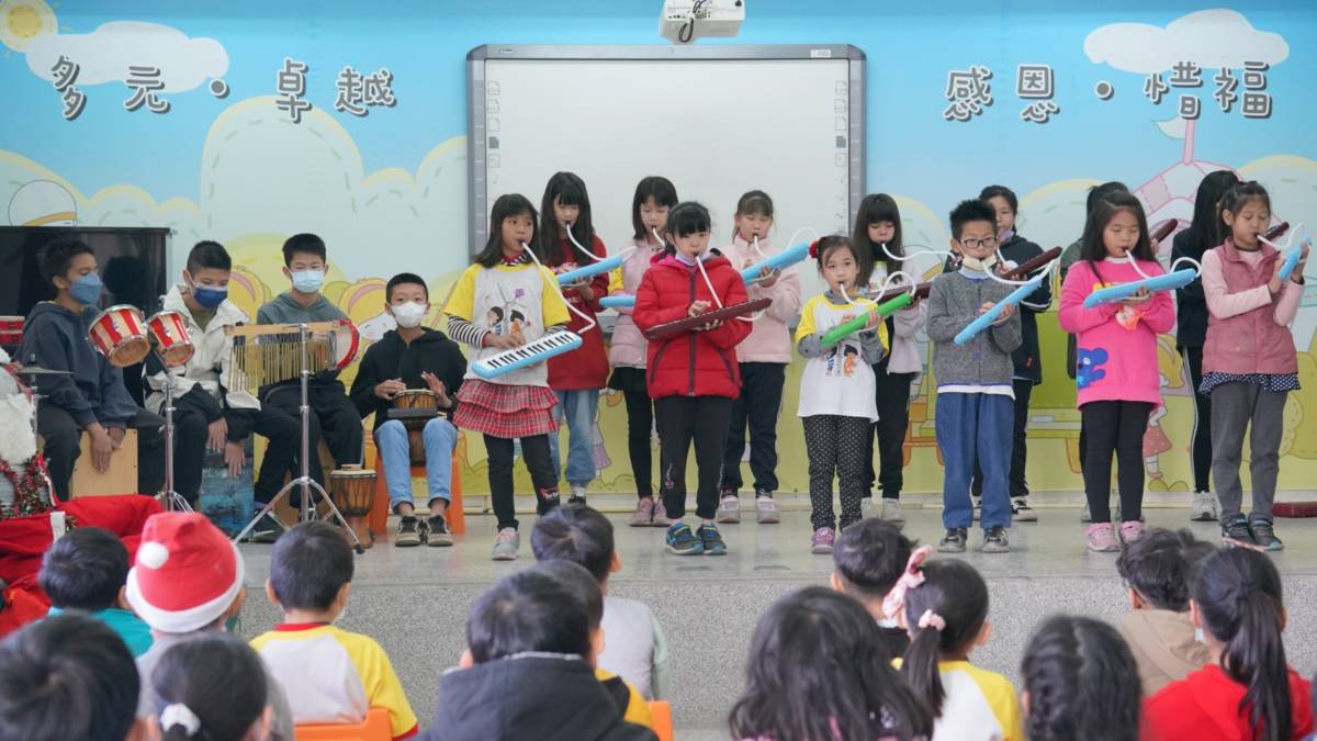 新寶國小全校有三分之一學生都會口風琴(圖片來源：新寶國小提供)