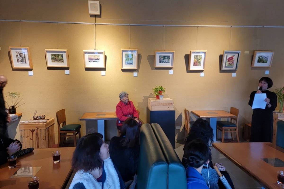 「一堂美術課」首次師生聯展，即日起於卑南文化遺址公園咖啡廳展出。