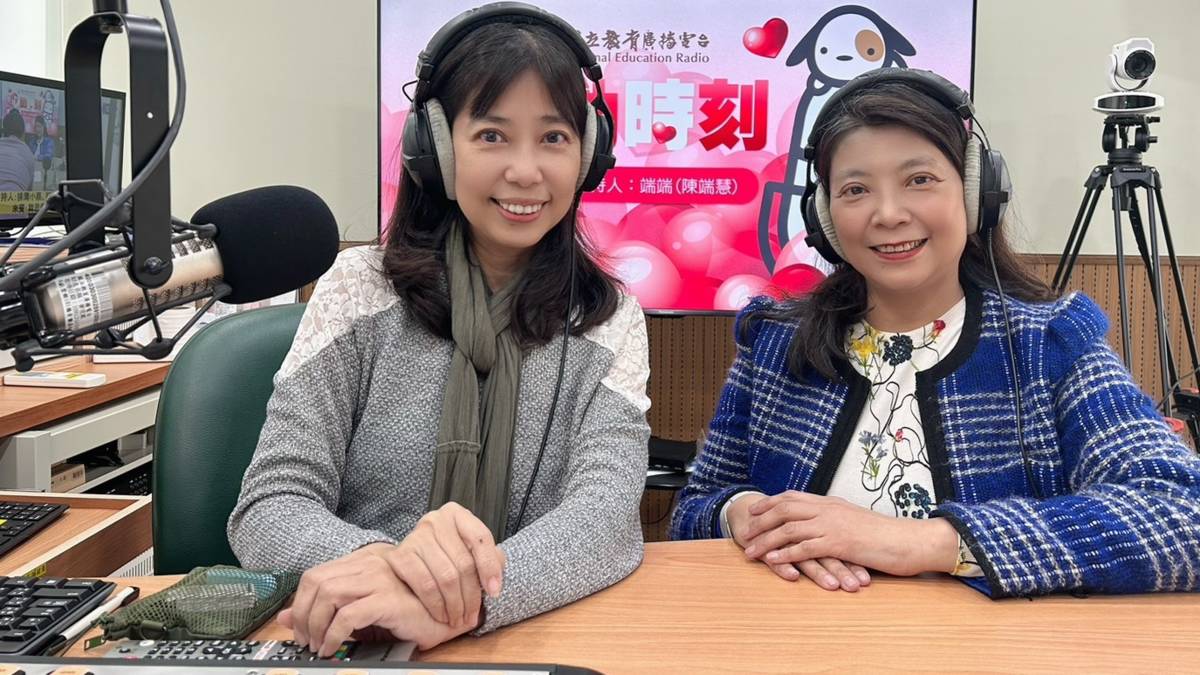 端端主持人與來賓吳玉琪.jpg