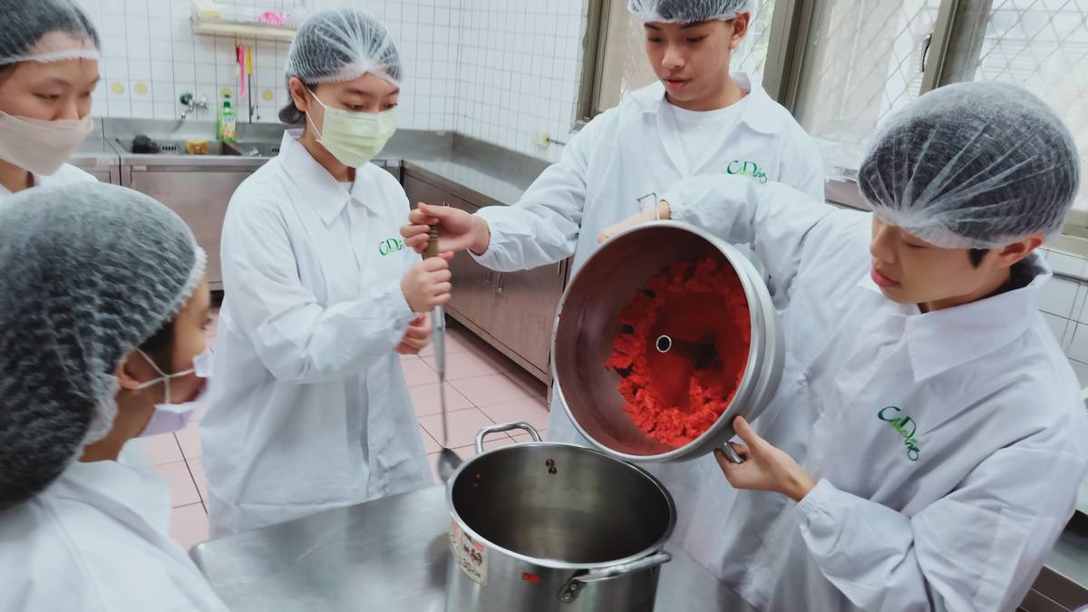 輔仁大學- 果製達人