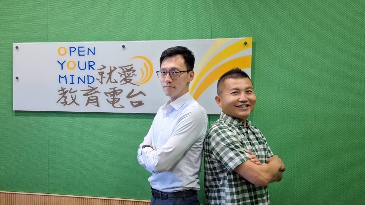 光田綜合醫院耳鼻喉頸部黃聖凱醫師與常罡合影