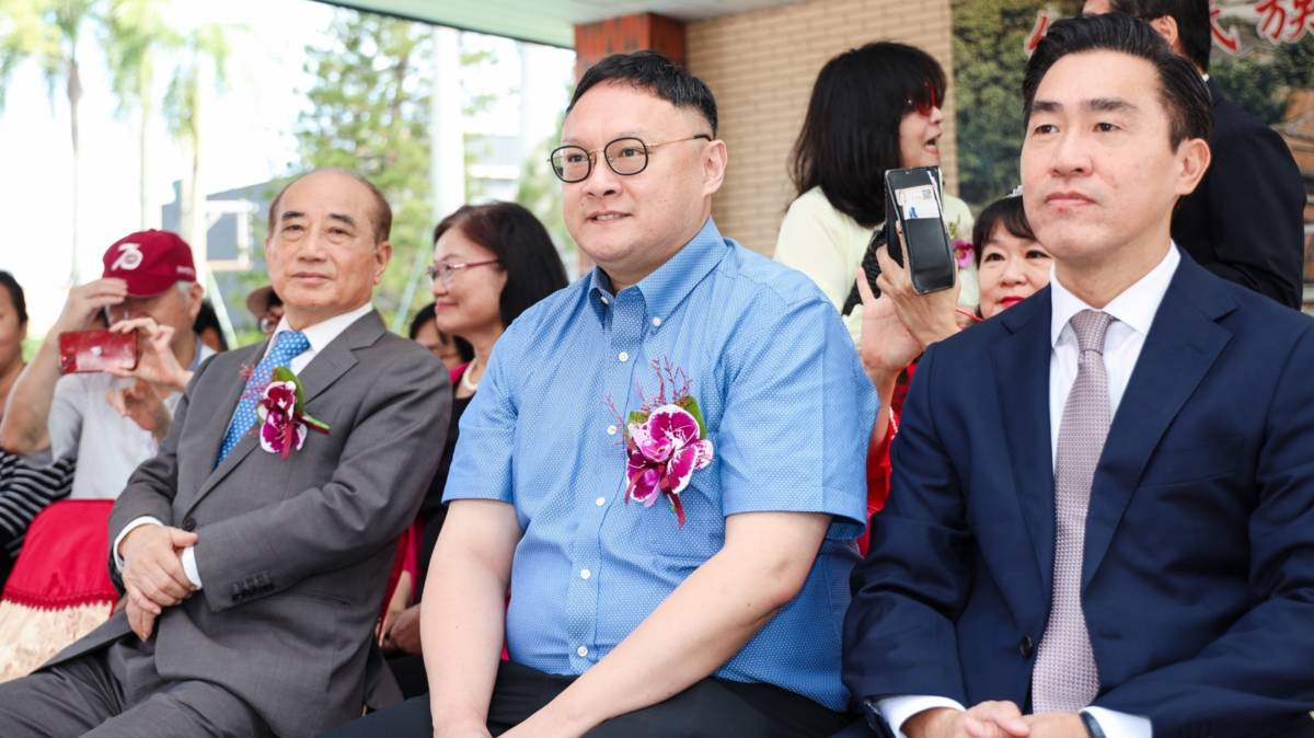 前立法院院長王金平及副市長鄭照新至明台高中祝賀校慶