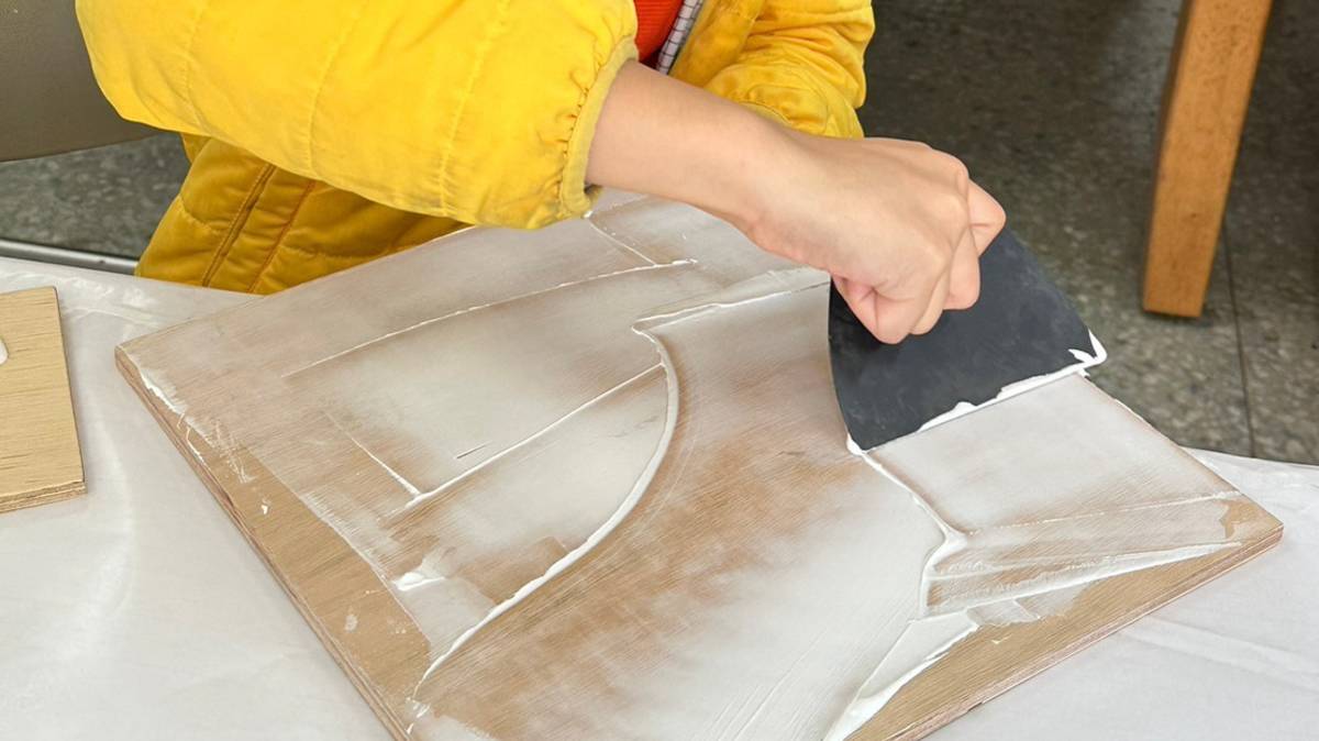 台灣傳統彩繪課程-補土製作彩繪底板