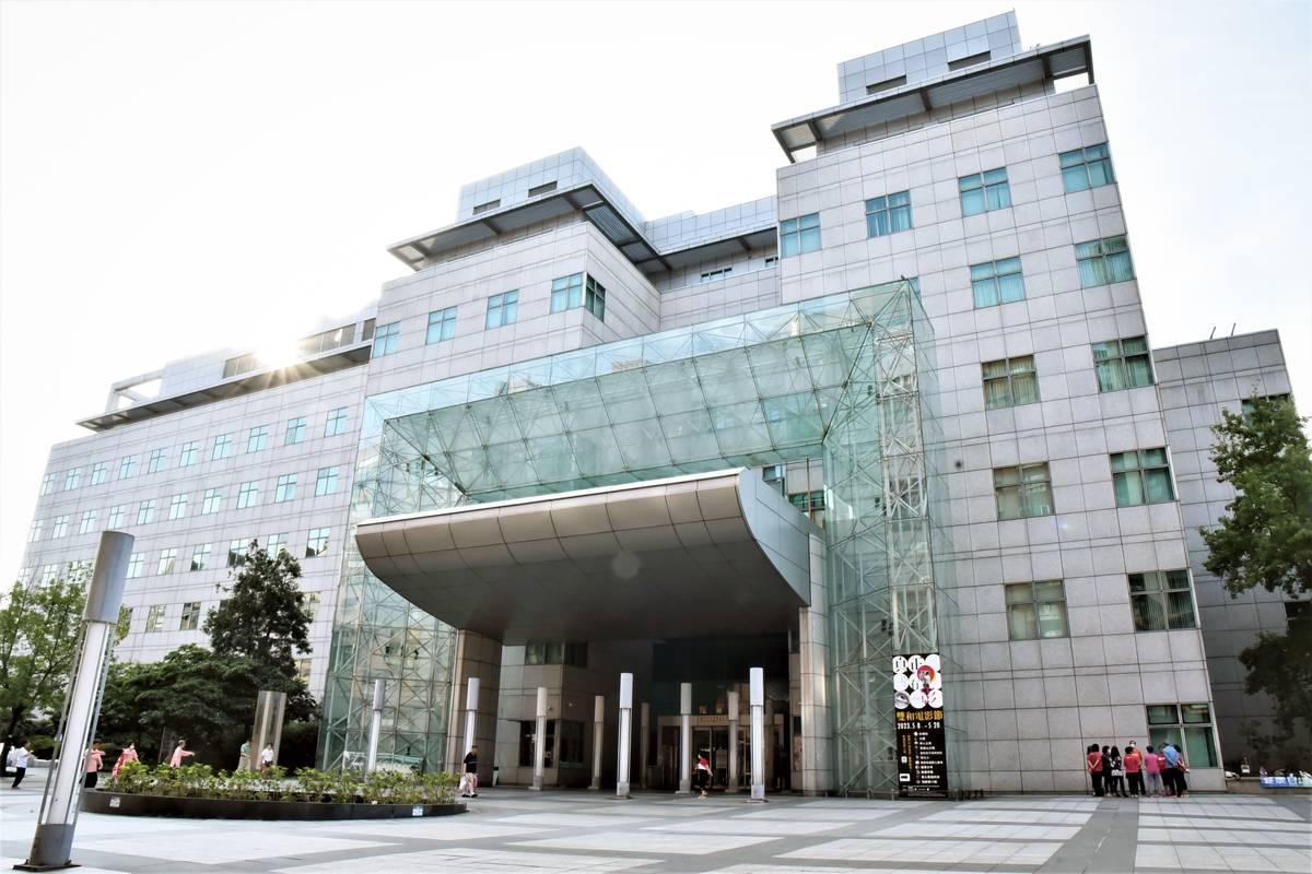 國臺圖公布113年國內訪問學人得獎名單，圖為國臺圖外觀。(國臺圖提供)