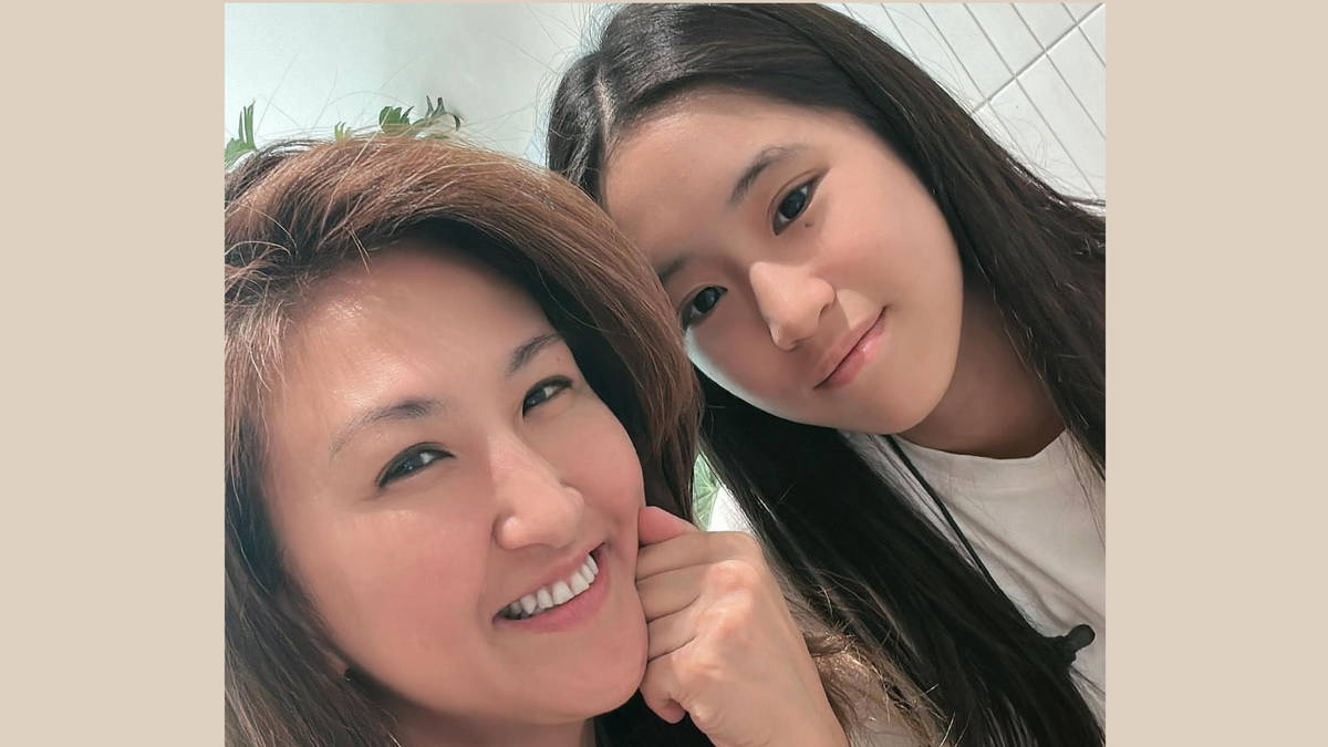 Mia and I
.
翊婷與我