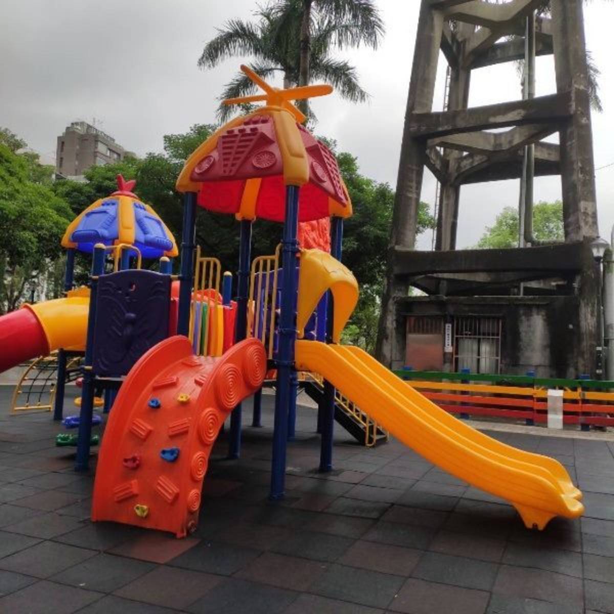 樟新公園新增遊具