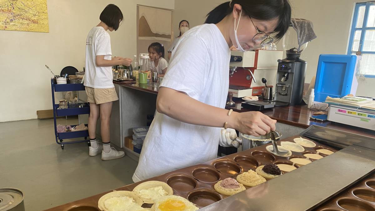 陳佳琳製作紅豆餅已經10年(凌筠婷/攝影)