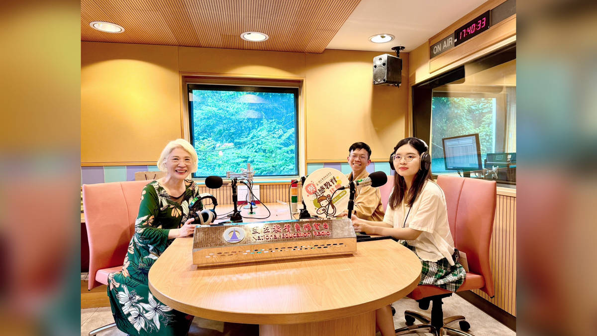 美，是把經典根植在身上—專訪「京劇新美學」課程學生清華大學蕭鈺庭 東海大學蔡秉軒