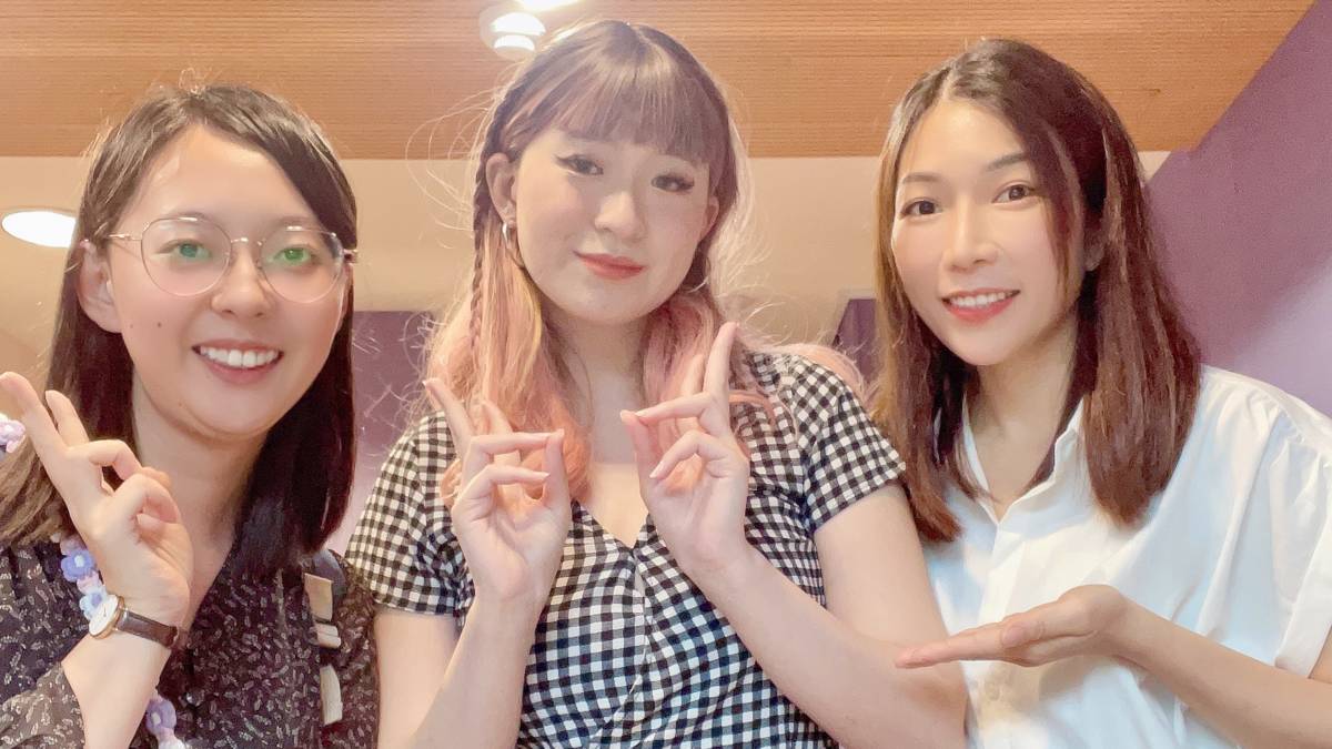 左起：玉鳳、嘉育、玉水