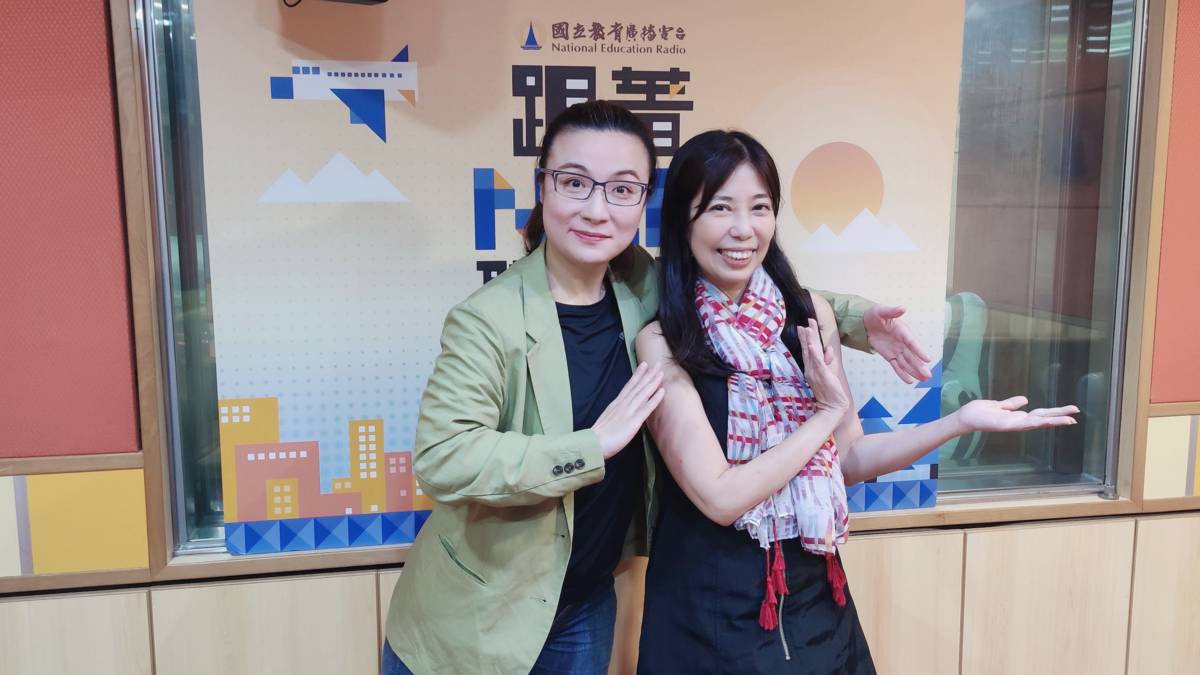 歌仔戲閃亮小生孫詩詠與端端主持人