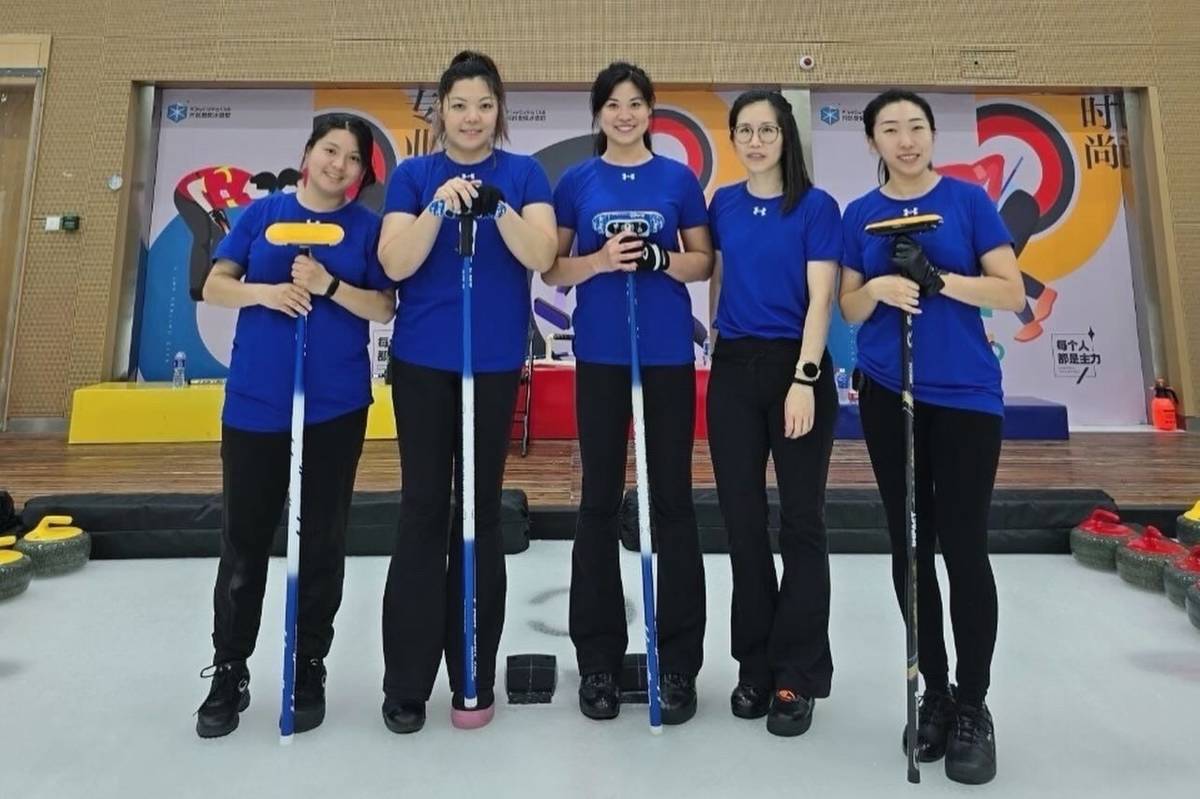 (右1)張佳祺選手