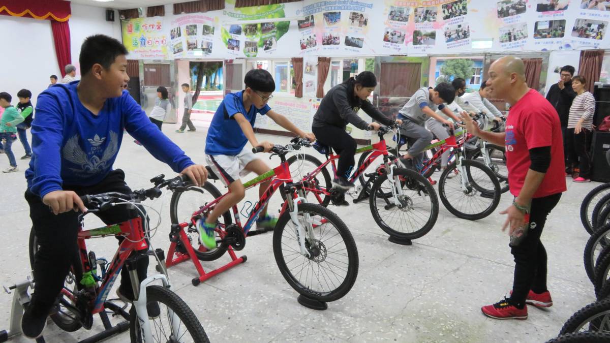 111學年度健康體位-優等-新北市三芝區橫山國民小學＿腳踏車運動練習