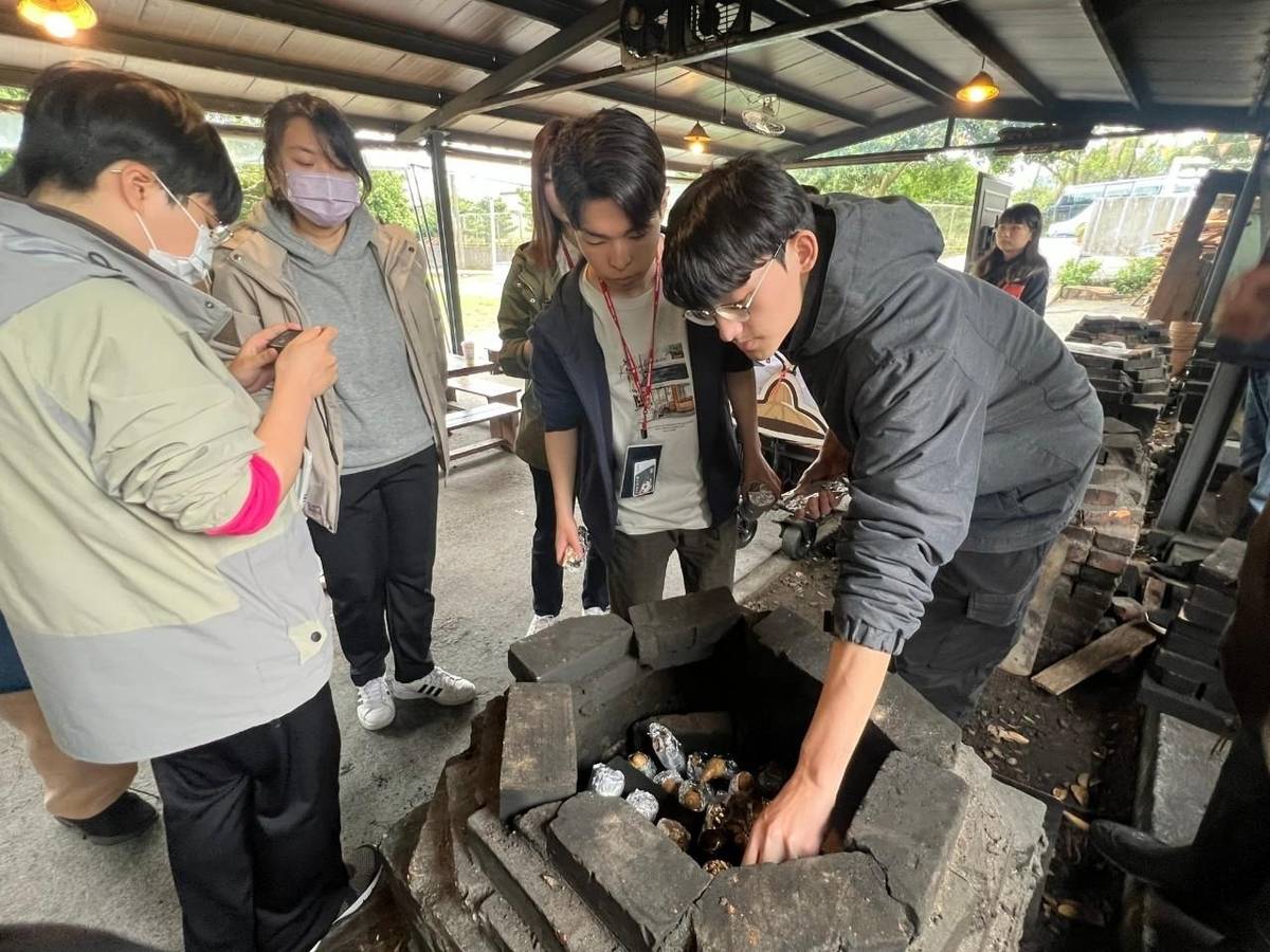 日本學生可來臺體驗控窯
