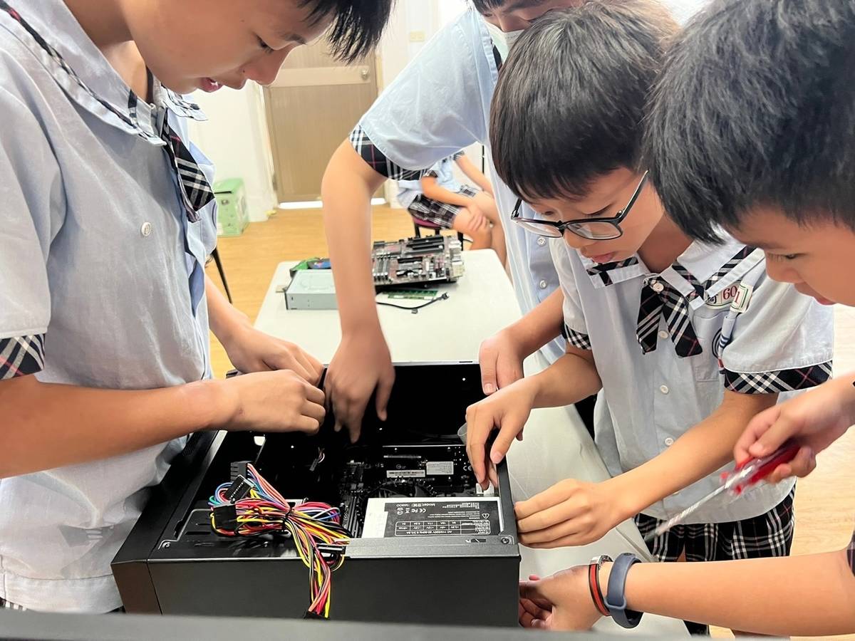 嘉義縣水上國中我是電腦工程師，讓學生實際體驗電腦維修、組裝及測試工程師