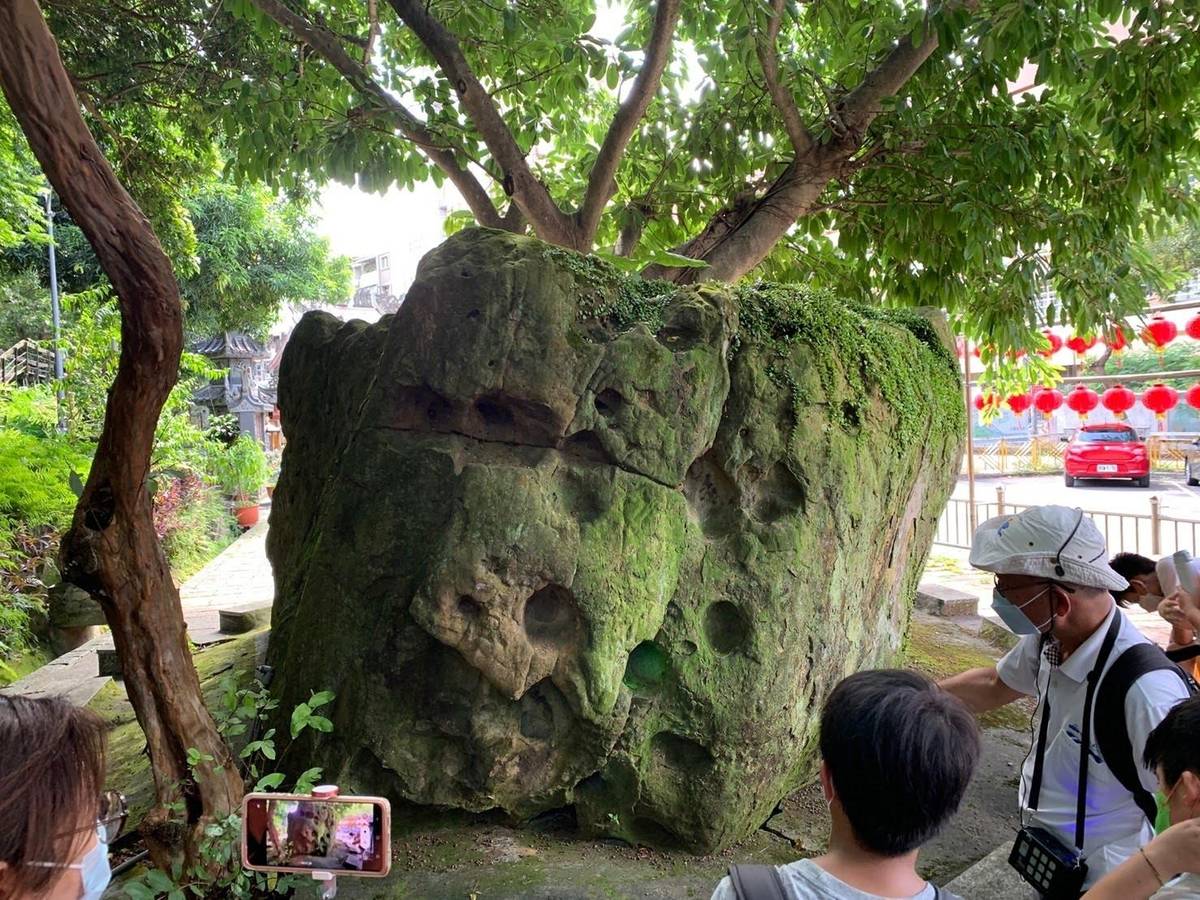 芝山岩戶外教學
