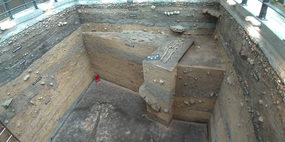 芝山岩戶外教學