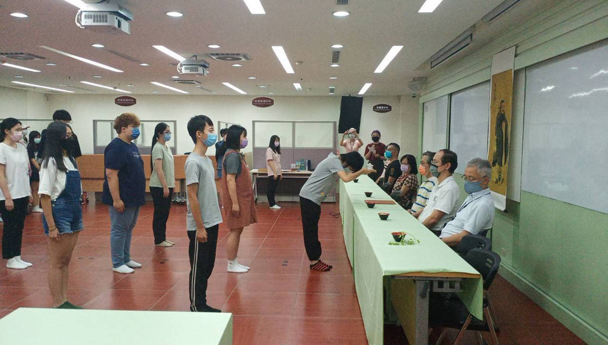 龍華科技大學 拜師禮