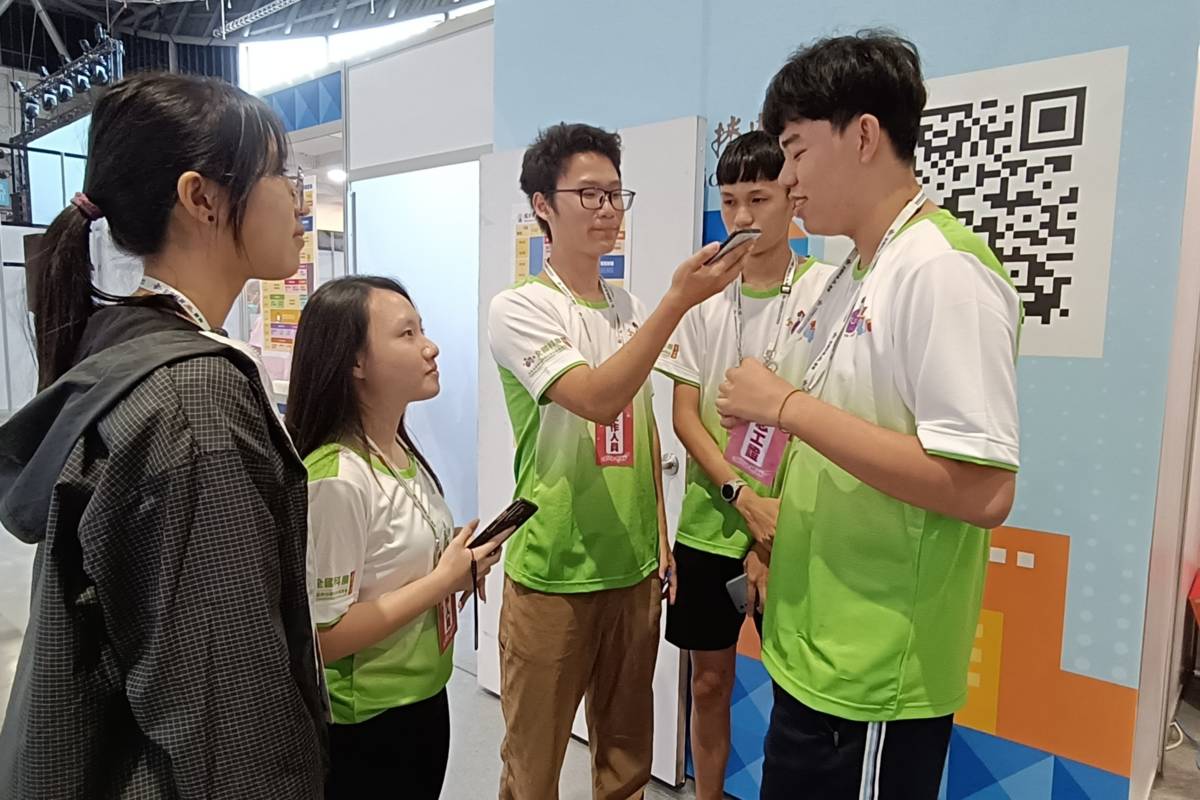 一堂新聞現場的實習課 永仁小記者科展的學習之旅