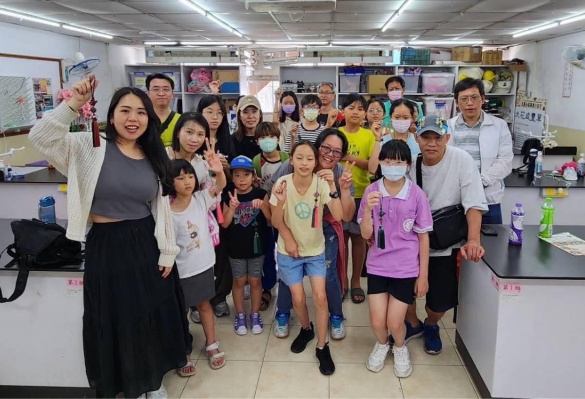 莊敬高職農業群-種子世界真奇妙：種子小盆栽+種子吊飾製作