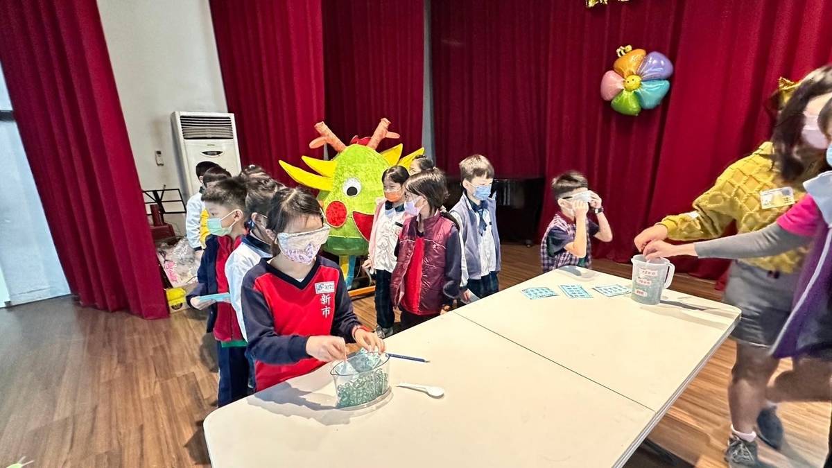 111學年度校園健康主播競賽-佳作-臺南市新市區新市國小-112學年度視力保健體驗闖關