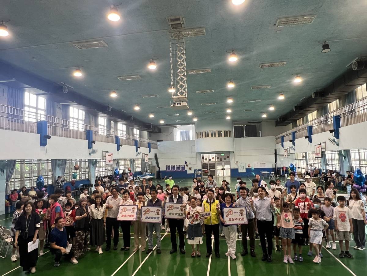 北市聯合醫院在萬大國小舉辦113年度「解毒密碼戰─反毒闖關遊戲教育推廣活動」