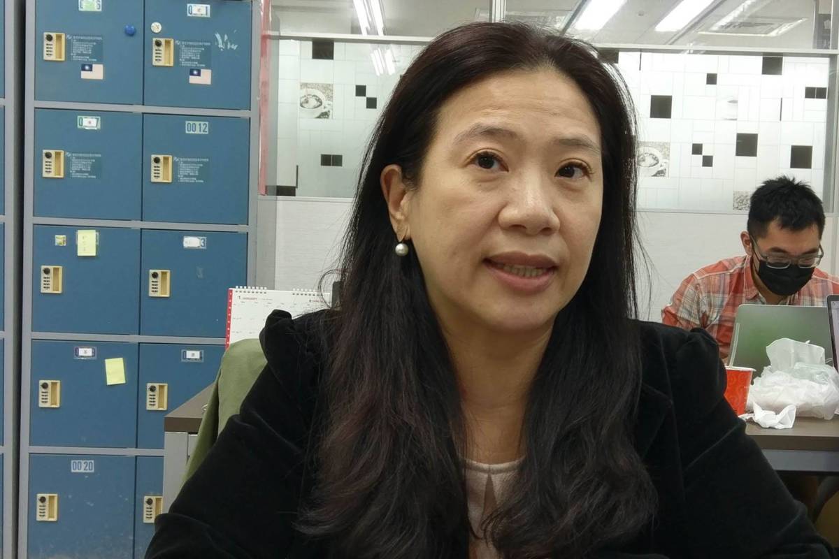 臺北市教育局陳素慧副局長表示，教育局積極提升代理教師的實質薪資所得，再推3大福利措施